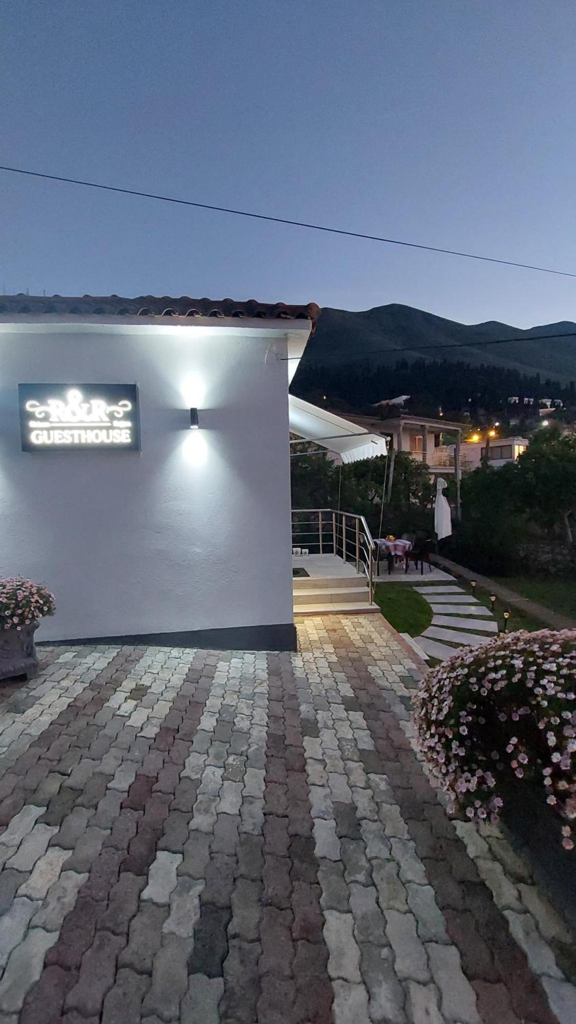 ホテル R&R Gesthouse Široka エクステリア 写真