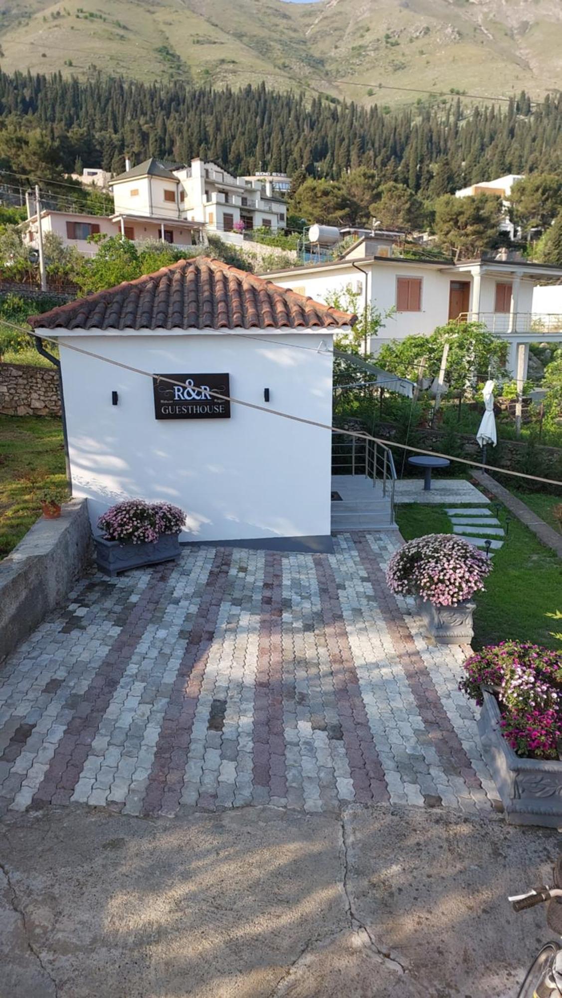 ホテル R&R Gesthouse Široka エクステリア 写真