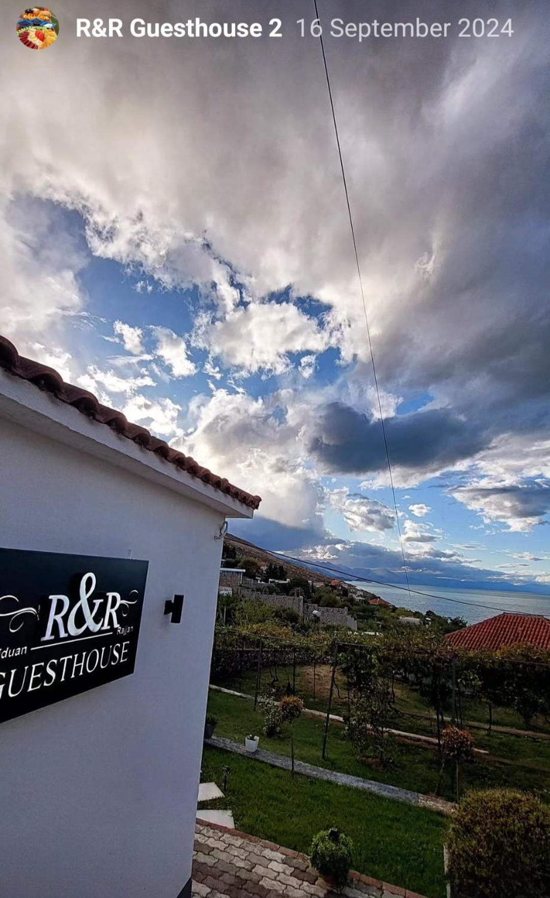 ホテル R&R Gesthouse Široka エクステリア 写真